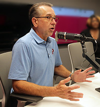 Dr. Glenn Wolfinger discussed dental treatment on WDAS-FM.